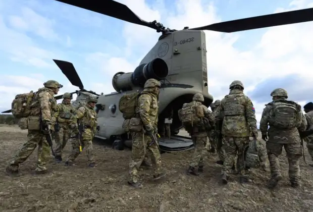 Политолог Крутаков рассказал о последствиях размещения военных баз США в Польше