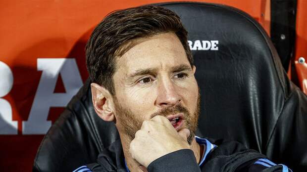 Хави — о возвращении Месси в «Барселону»: «Все было готово, но президент клуба ответил отказом»