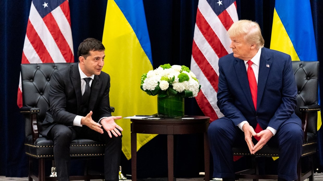 Зеленский жаловался на давление Трампа за две недели до инаугурации, сообщили СМИ
