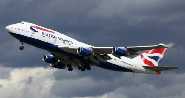 Покорительницы небес девушки-пилоты из Великобритании рассказали о буднях в кабине самолета