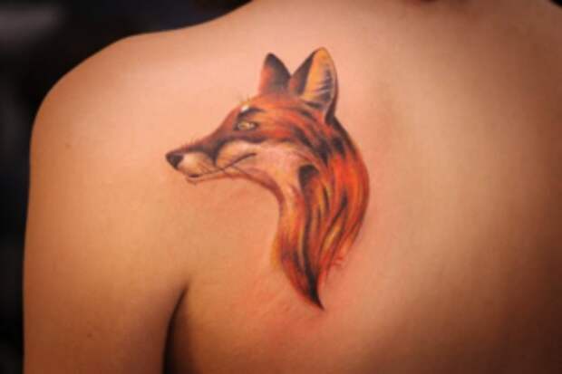 Определяемся со значением татуировки лисы