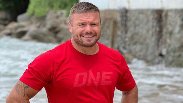 «Спартак» — величайший клуб. Все остальные — где-то там» — боец ММА Малыхин после победы красно-белых над «Зенитом»