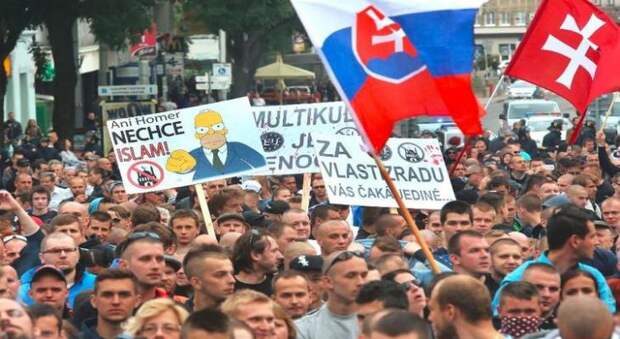 протест жителей Восточной Европы против беженцев