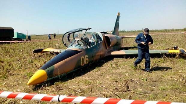 Представлен к награде. Летчик-курсант совершил аварийную посадку на Л-39 Представлен к награде. Летчик-курсант совершил аварийную посадку на Л-39 Краснодарское авиационное училище, аварийная посадка, происшествие