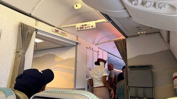 Аэропорты Москвы «заВаллило» снегом: 140 рейсов отменено и задержано