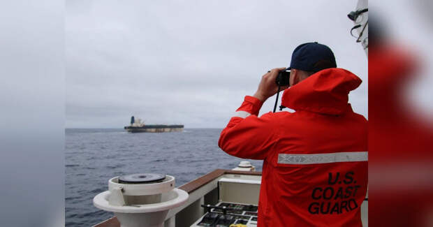 Трамп сказал, что "русская подлодка сбежала", освободил двух россиян с "Маринеры" и знал об ударе "Орешником"