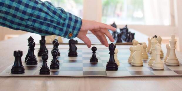 «Лето в Москве»: шахматный клуб на Гоголевском бульваре набирает популярность