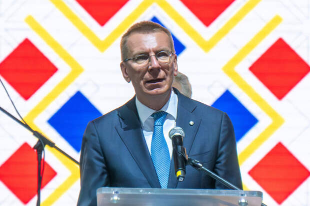 Президент Латвии Ринкевич: российская армия крайне сильна и опытна