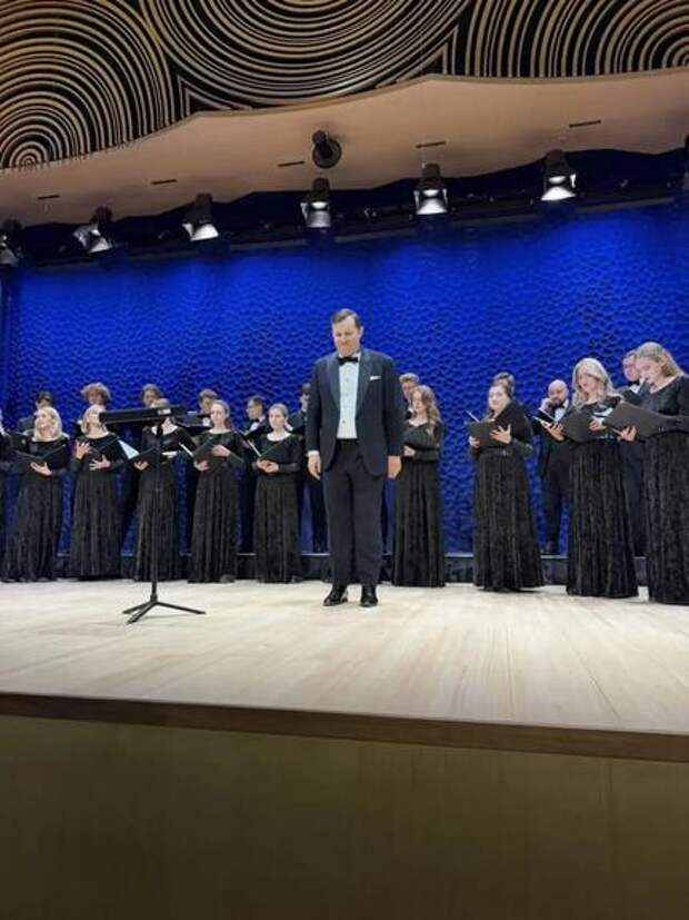 Мировые премьеры и «Другой хор»: Гнесинский «Altro coro» дал концерт в рамках фестиваля Башмета в Сочи