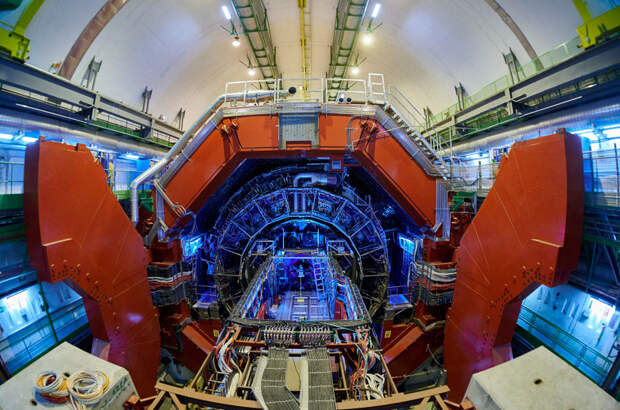 Большой адронный коллайдер превратил свинец в золото, реализовав вековую мечту алхимиков