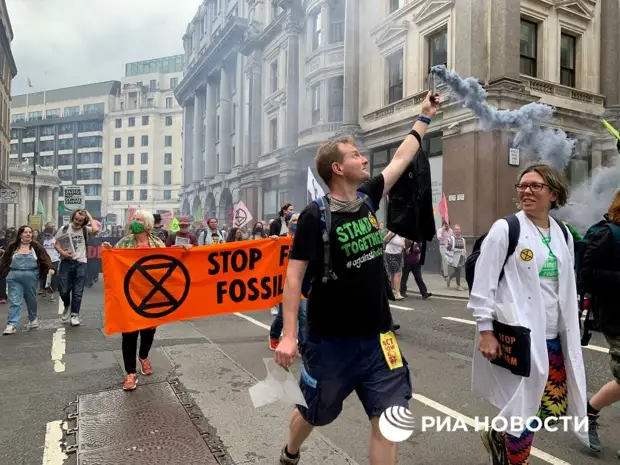 В Лондоне продолжаются протесты экоактивистов Extinction Rebellion