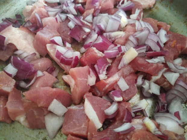 Рагу из свинины с овощами и чечевицей