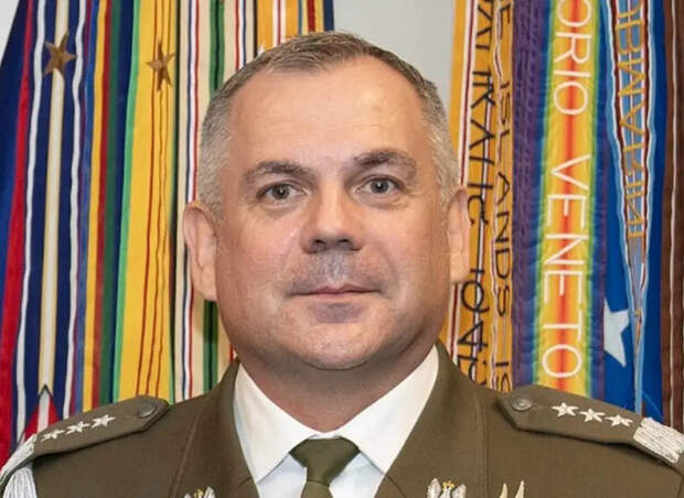 Глава польского Генштаба призвал укреплять оборону и готовиться к войне с Россией