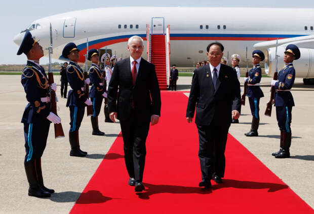 Белоусов прибыл в КНДР на встречу с высшим военным руководством Пхеньяна