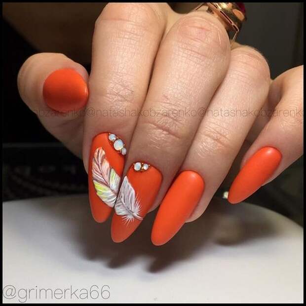 оранжевый маникюр 2020 идеи рисунков
