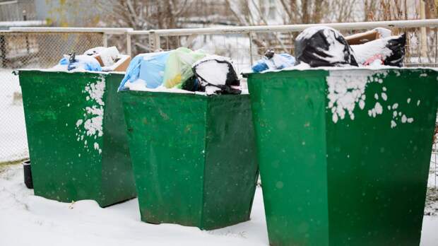 Представитель УК в Надыме зафиксировал незаконную разгрузку строительного мусора