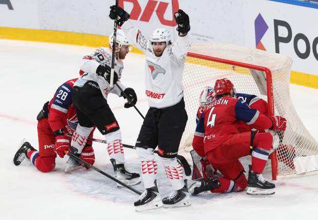 «Авангард» на выезде победил «Локомотив» в первом полуфинальном матче Кубка Гагарина