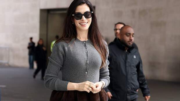 Деталь в образе Энн Хэтэуэй на снимках папарацци сравнили с крысой