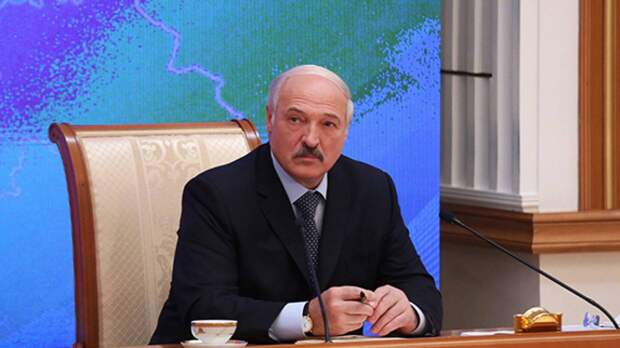 Лукашенко назвал предстоящую поездку в Крым признанием российского статуса полуострова