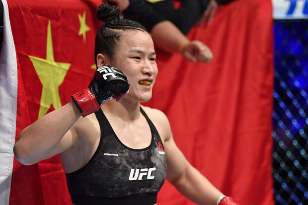 Китайская чемпионка UFC ответила своей сопернице на критику коммунизма
