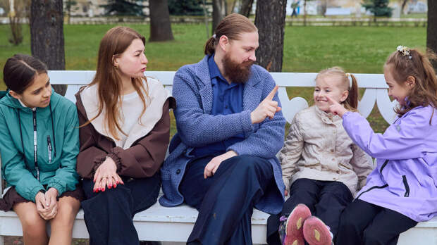 Собянин сообщил о росте числа многодетных семей в Москве