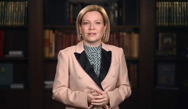 Любимова поздравила россиян с Днем студенчества