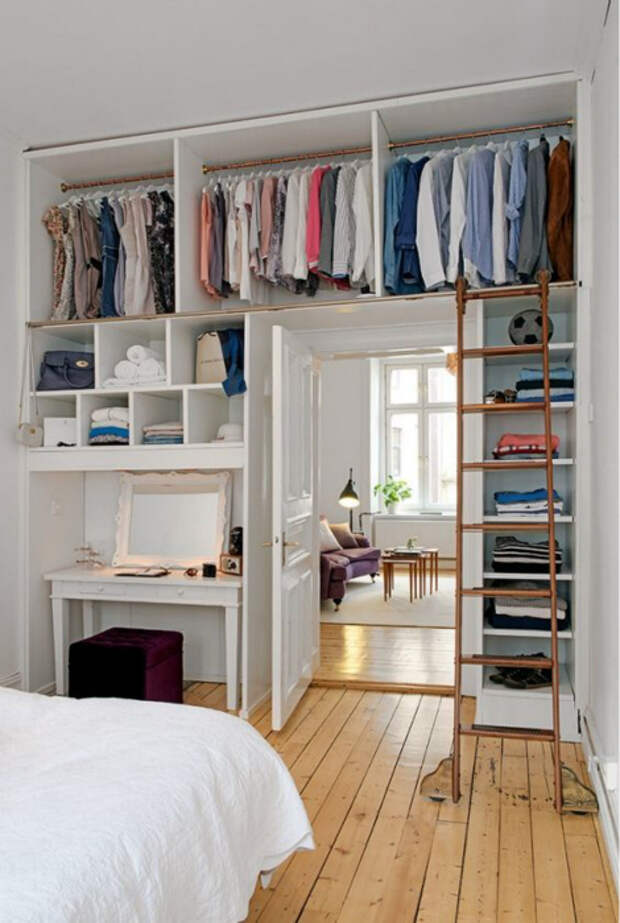 Открытая гардеробная. | Фото: bg.aviarydecor.com. Открытая гардеробная. | Фото: bg.aviarydecor.com.