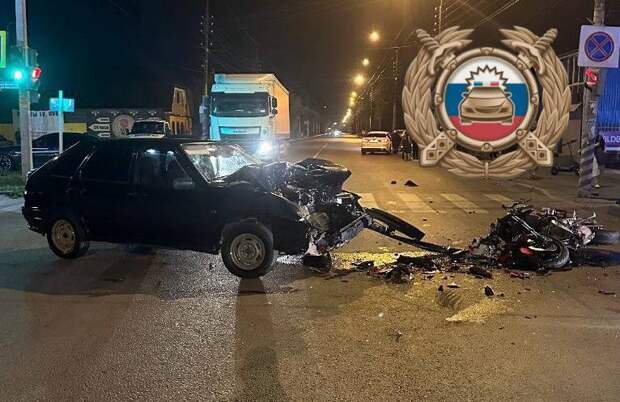 Байкер погиб в столкновении с «четырнадцатой» в Саратовской области