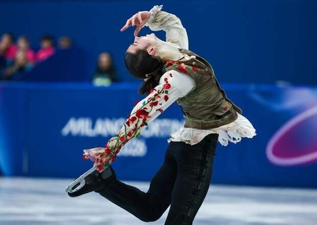 Костюм Гуменника попал в топ-15 образов Олимпиады по версии итальянского Vogue