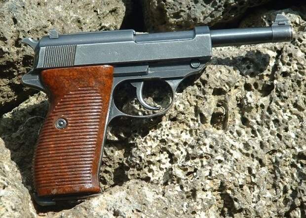 Пистолет Walther P38-17 фото- Пистолет Walther P38-17 фото-