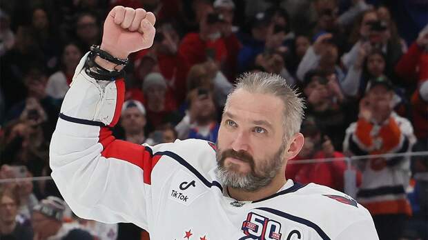 Быков: «Не стал бы говорить, что Овечкин более великий, чем Гретцки»