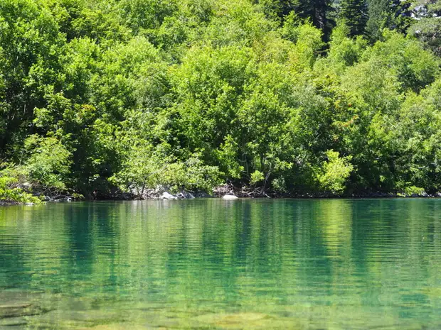 Горный Домбай: 5 маршрутов для новичков