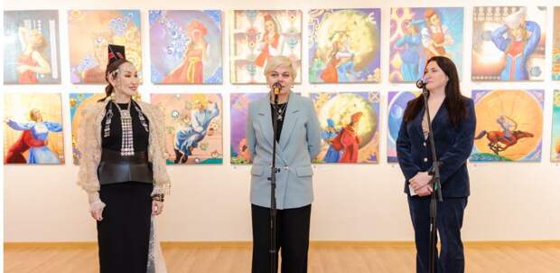 В Воронеже открылась выставка якутской художницы Миры Аргуновой «Соль земли»