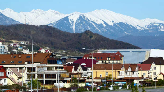 В Сочи начались сходы оползней