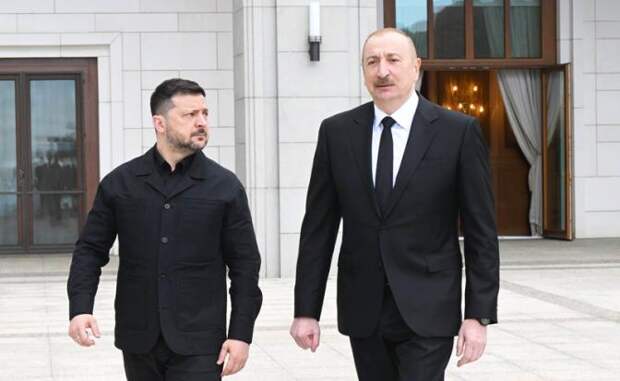 Зеленский и Алиев обсудили войну на Каспии. С кем или против кого?