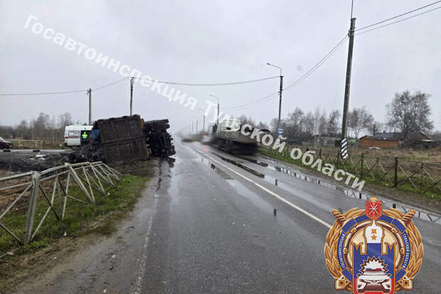 В Узловском районе "МАЗ" слетел в кювет и опрокинулся