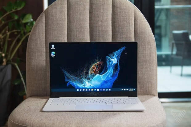 Galaxy Book 2 Pro / Источник изображения: The Verge