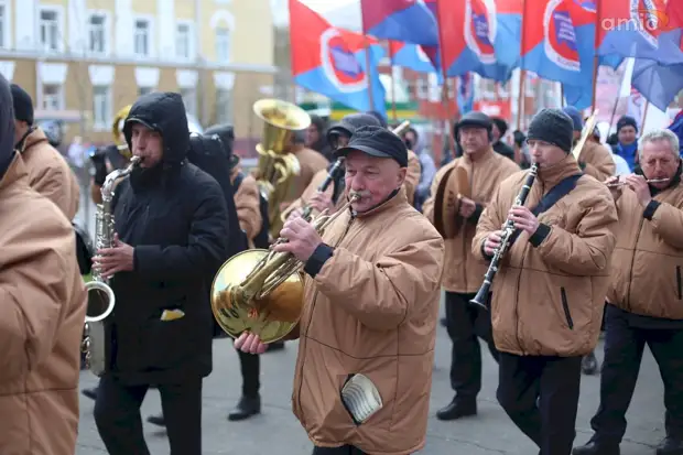 Фейерверк и парад кораблей. Как проведут Первомай в Барнауле