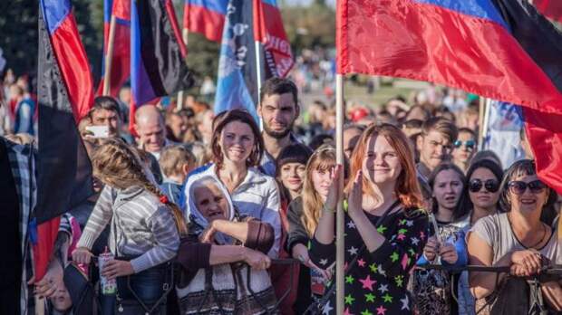 "Европа по сравнению с Россией - ничто": жители Донецка высказались о безвизе Украины с ЕС