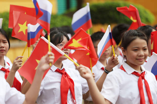 Кремль: РФ и Вьетнам уделят внимание развитию экономического сотрудничества