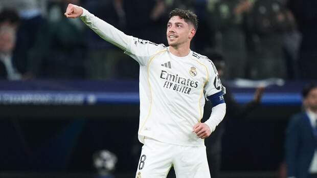 Хет-трик Вальверде принес «Реалу» разгромную победу над «Ман Сити»