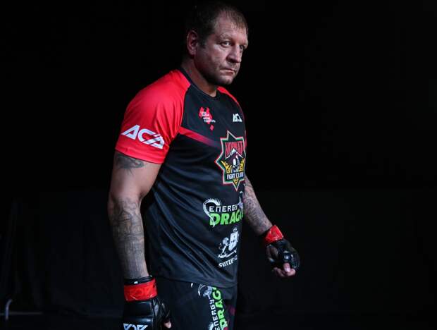 Александр Емельяненко пожаловался на сложности с поиском невесты