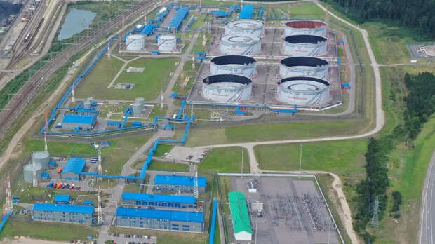 Как Украина и Запад зажали в тиски нефтяную отрасль РФ