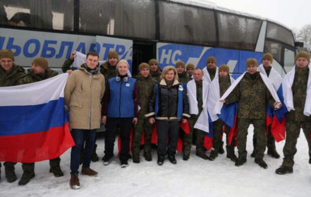 Из украинского плена вернулись 157 военнослужащих и трое мирных жителей