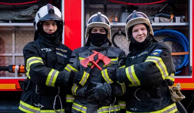 Сергей Собянин поздравил московский пожарный гарнизон с 220-летием