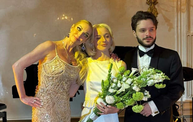 “Притягивает к себе лишь хейт и приспособленцев”, – личная жизнь Волочковой вновь не дает покоя