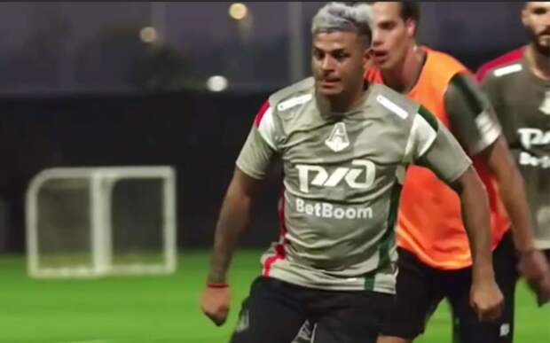 Вера — о кадрах с животом: «Подумал: я что, такой жирный?!»