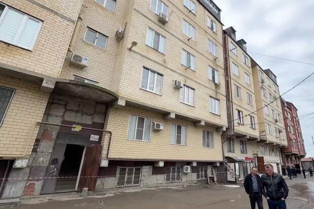В Махачкале назвали одну из причин разрушения многоэтажного дома после дождей