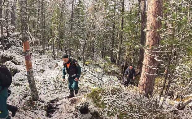Семью Усольцевых ищут на подворьях в поселке Кутурчин