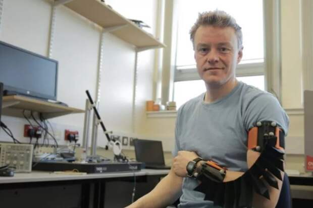 Новая роботизированная рука может помочь пациентам, перенесшим инсульт
